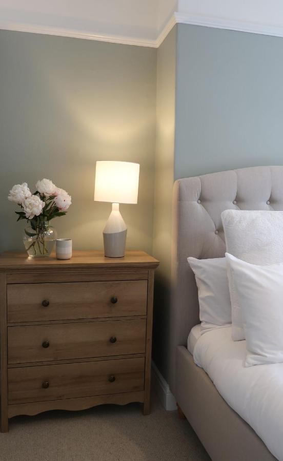 Luxury Living Outside The City Walls - Sleeps Six! Честер Екстер'єр фото