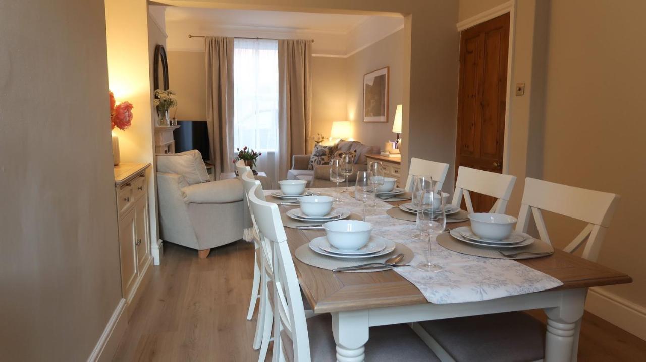 Luxury Living Outside The City Walls - Sleeps Six! Честер Екстер'єр фото