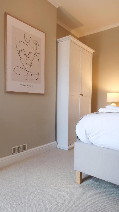 Luxury Living Outside The City Walls - Sleeps Six! Честер Екстер'єр фото