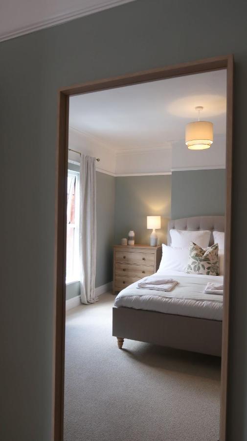 Luxury Living Outside The City Walls - Sleeps Six! Честер Екстер'єр фото